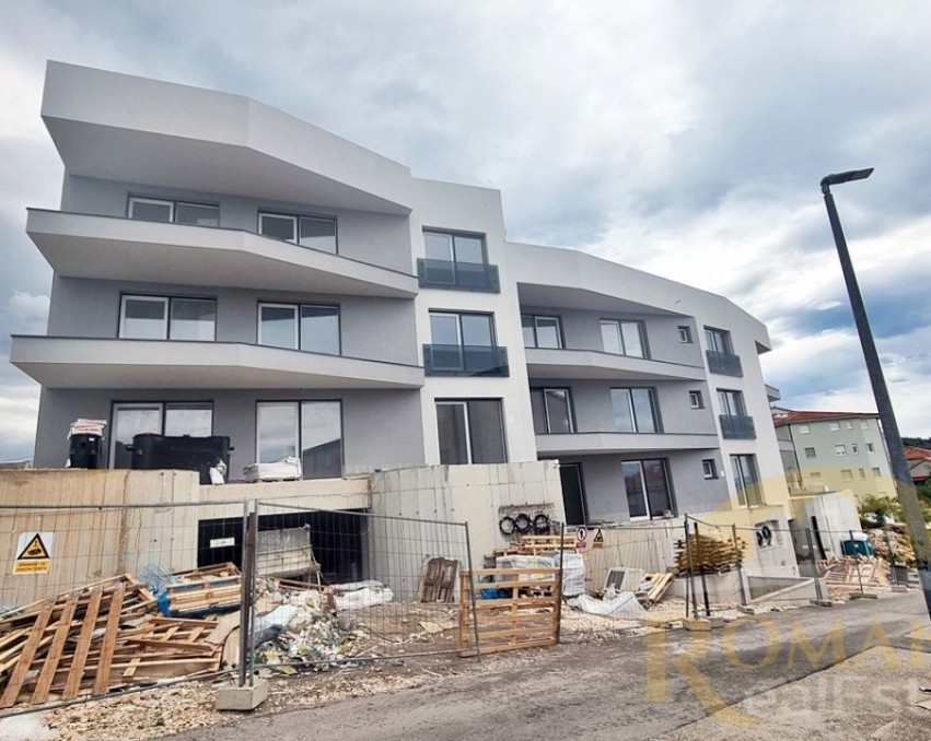 Luxury new building in Trogir - Balan - Apartment 1/2
