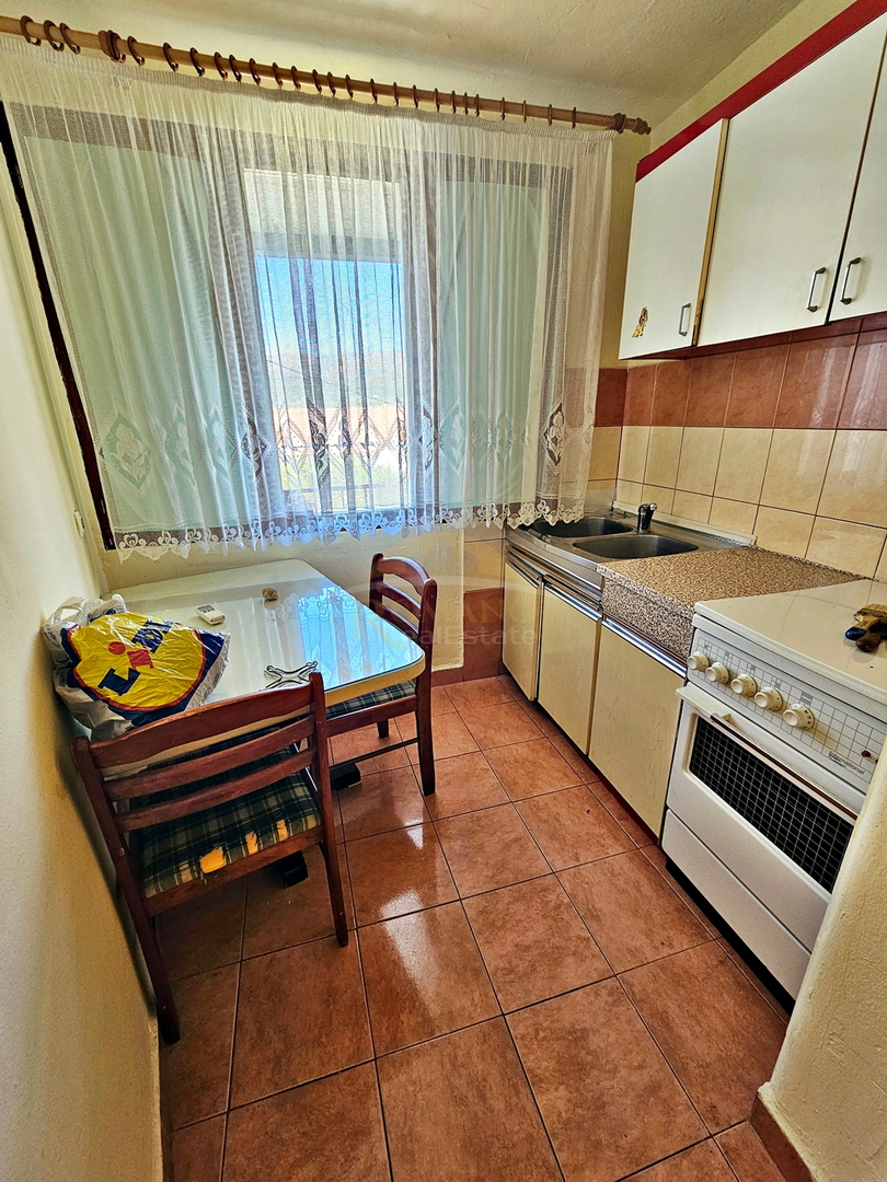 221-house_trogir_old_il002