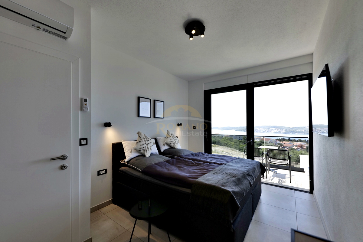 villa-for-sale-seget-gornji-mat011__UQ0YHxqO-1200×800