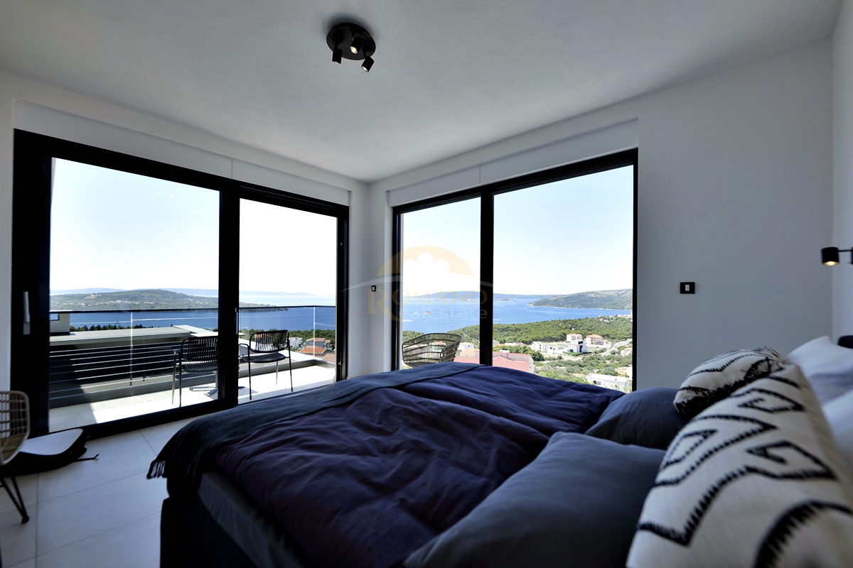 villa-for-sale-seget-gornji-mat023__w9jyu0fw-1200×800