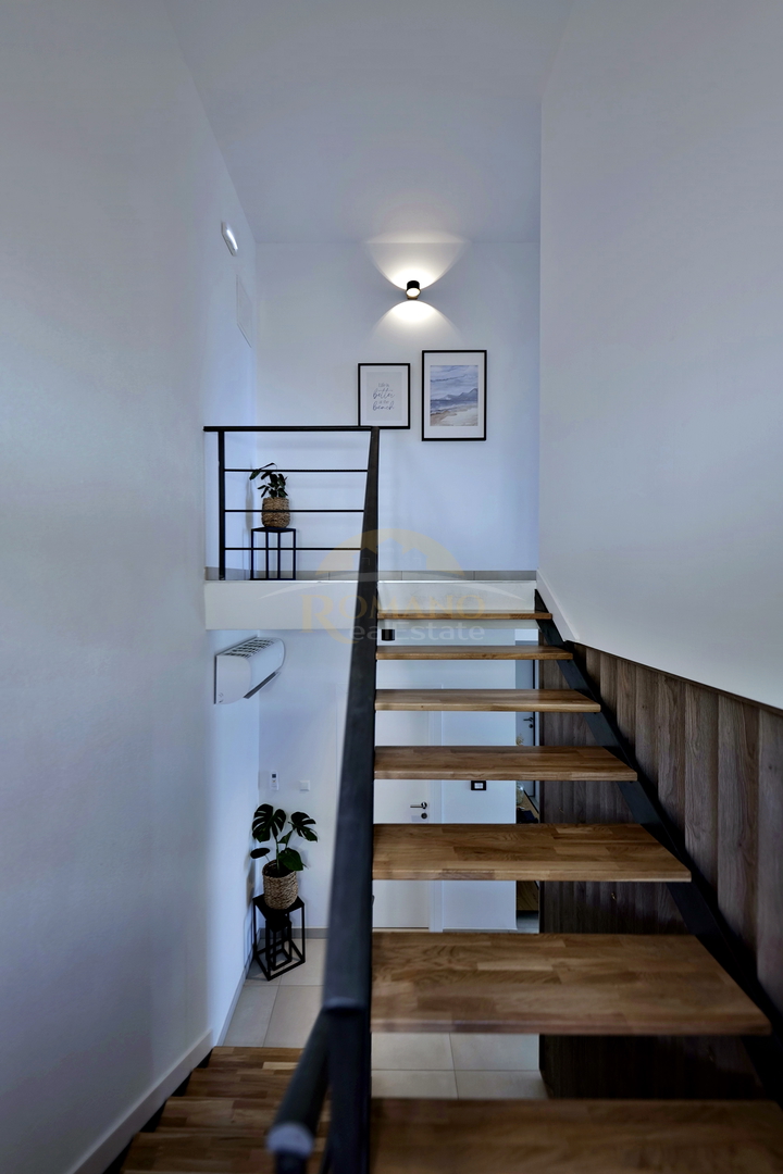 villa-for-sale-seget-gornji-mat024__1JPZMM4m-1200×1800-portrait