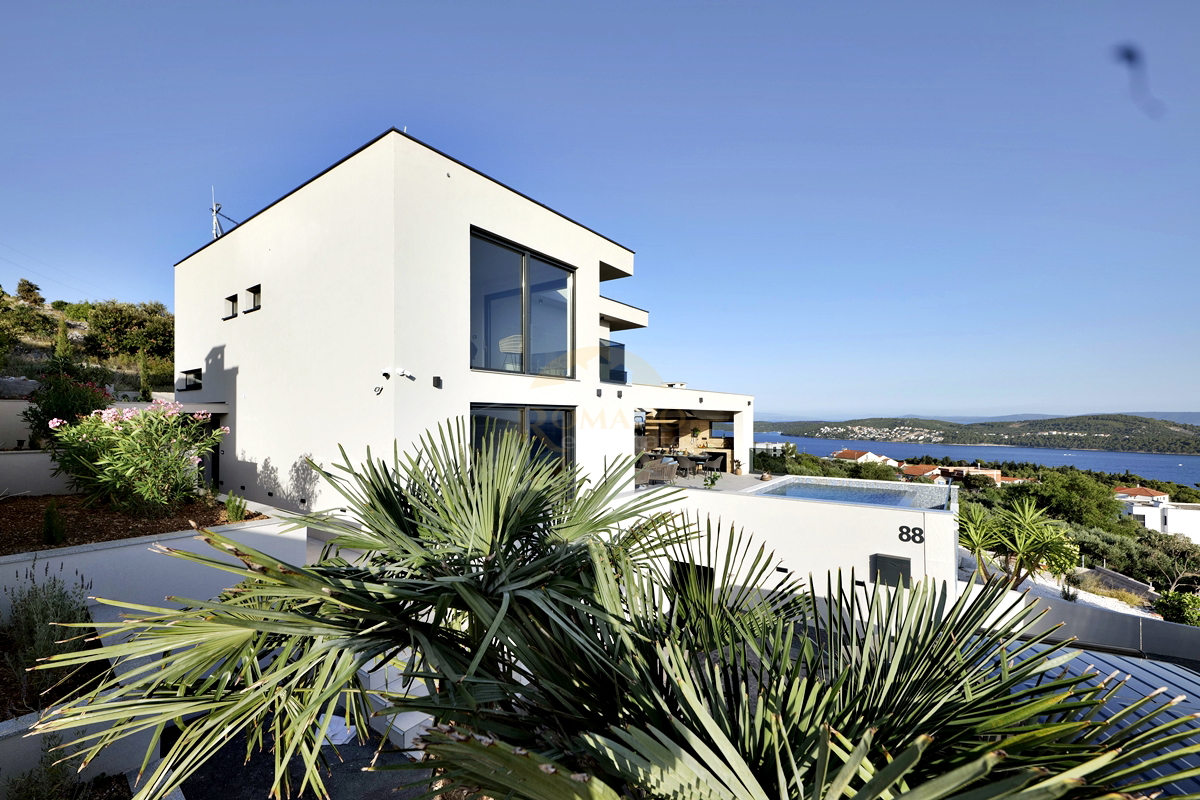 villa-for-sale-seget-gornji-mat029__VDdblwNY-1200×800
