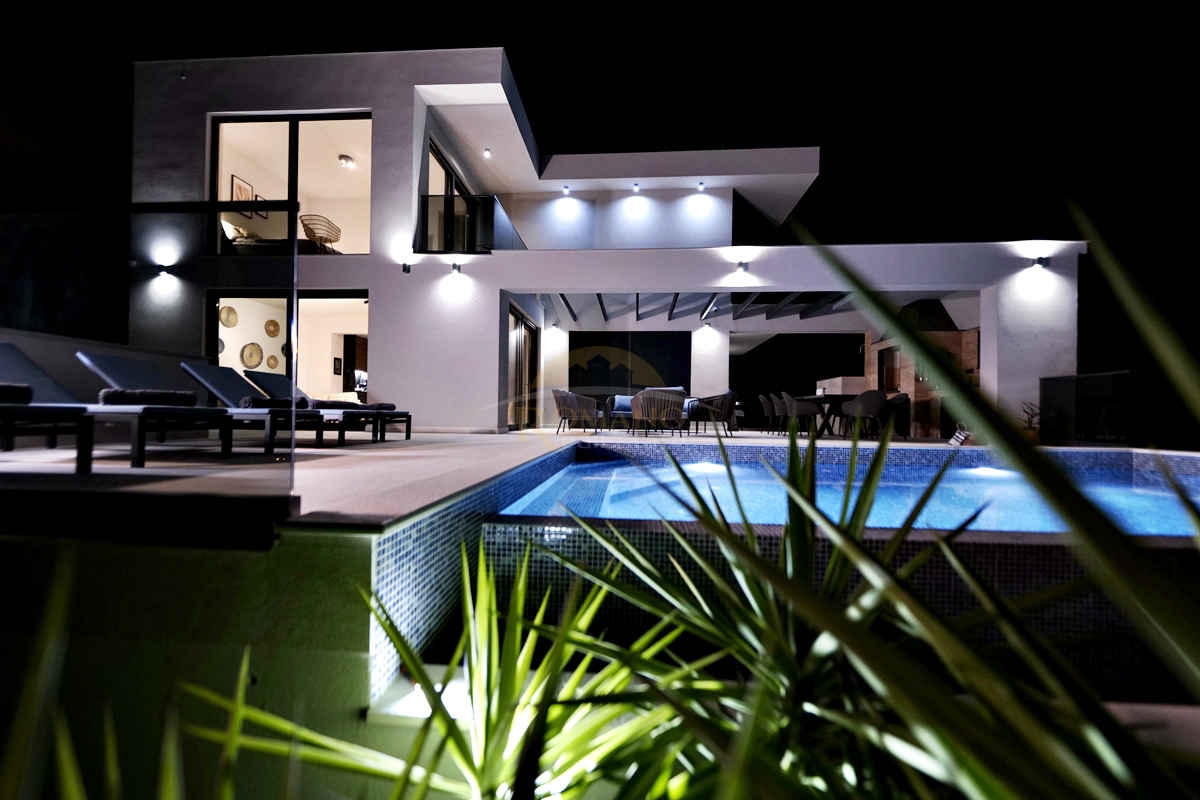 villa-for-sale-seget-gornji-mat036__TKpj4mnx-1200×800